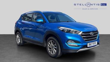 SPOTICAR Hyundai Tucson 1.6 Gdi Blue Drive Se Nav Euro 6 (s/s) 5dr Used Car - Suv Petrol Blue - Salford - 1200618617_1