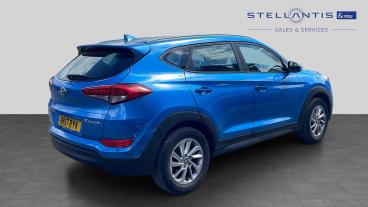 SPOTICAR Hyundai Tucson 1.6 Gdi Blue Drive Se Nav Euro 6 (s/s) 5dr Used Car - Suv Petrol Blue - Salford - 1200618617_3