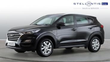 SPOTICAR Hyundai Tucson 1.6 Gdi Se Nav Euro 6 (s/s) 5dr Used Car - Suv Petrol Black - Birmingham - 1200620388_3