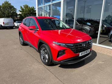 SPOTICAR Hyundai Tucson 1.6 T-gdi Premium Euro 6 (s/s) 5dr Used Car - Suv Petrol Red - Boston - 1200625152_5