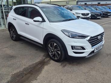 SPOTICAR Hyundai Tucson 1.6 T-gdi Premium Se Dct Euro 6 (s/s) 5dr Used Car - Suv Petrol White - Boston - 1200625448_1
