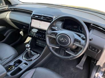 SPOTICAR Hyundai Tucson 1.6 T-gdi Ultimate Euro 6 (s/s) 5dr Used Car - Suv Petrol Grey - Lincoln - 1200632457_5
