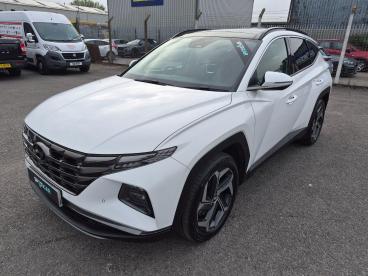 SPOTICAR Hyundai Tucson 1.6 T-gdi 13.8kwh Ultimate Auto 4wd Euro 6 (s/s) 5 Used Car - Suv Plug-in Hybrid White - Salisbury - 500632566_1