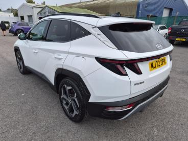 SPOTICAR Hyundai Tucson 1.6 T-gdi 13.8kwh Ultimate Auto 4wd Euro 6 (s/s) 5 Used Car - Suv Plug-in Hybrid White - Salisbury - 500632566_4