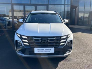 SPOTICAR Hyundai Tucson 1.6t Advance Auto Euro 6 (s/s) 5dr Used Car - Suv Hybrid White - Eglinton - 1200635090_3