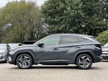 SPOTICAR Hyundai Tucson 1.6 T-gdi 13.8kwh Ultimate Auto 4wd Euro 6 (s/s) 5 Used Car - Suv Plug-in Hybrid Grey - Pontypridd - 1200635545_4