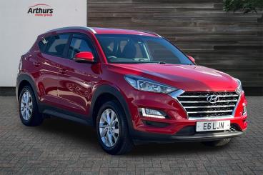 SPOTICAR Hyundai Tucson 1.6 Gdi Se Nav Euro 6 (s/s) 5dr Used Car - Suv Petrol Red - Wrexham - 1200641069_1