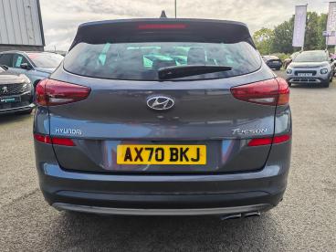 SPOTICAR Hyundai Tucson 1.6 Crdi Mhev Se Nav Euro 6 (s/s) 5dr Used Car - Suv Hybrid Grey - Eglinton - 1200641734_4