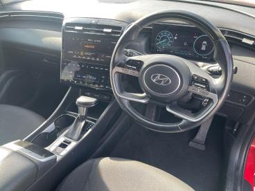 SPOTICAR Hyundai Tucson 1.6 T-gdi Mhev Se Connect Dct Euro 6 (s/s) 5dr Used Car - Suv Hybrid Red - Evesham - 1200642762_3