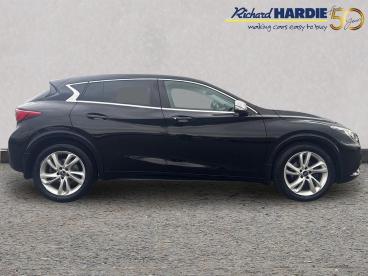 SPOTICAR Infiniti Q30 1.5d Business Executive Dct Euro 6 (s/s) 5dr Used Car - Saloon Diesel Black - Wallsend - 1200594415_5