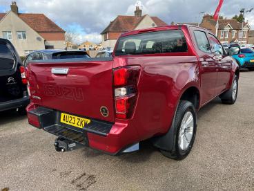 SPOTICAR Isuzu D-max 1.9 Td Dl20 4wd Euro 6 (s/s) 4dr Used Car - Commercial Vehicle Diesel Red - Luton - 1200551759_3