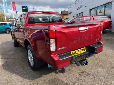 SPOTICAR Isuzu D-max 1.9 Td Dl20 4wd Euro 6 (s/s) 4dr Used Car - Commercial Vehicle Diesel Red - Luton - 1200551759_5