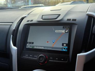 SPOTICAR Isuzu D-max 1.9 Td Utah Auto 4wd Euro 6 4dr Used Car - Commercial Vehicle Diesel Red - Wantage - 1200554253_3