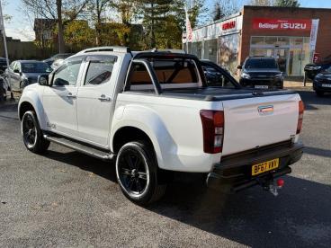 SPOTICAR Isuzu D-max 1.9 Td Blade Auto 4wd Euro 6 4dr Used Car - Commercial Vehicle Diesel White - Wantage - 1200558356_4