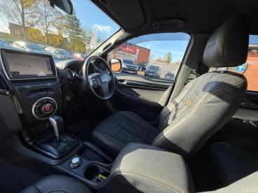 SPOTICAR Isuzu D-max 1.9 Td Blade Auto 4wd Euro 6 4dr Used Car - Commercial Vehicle Diesel White - Wantage - 1200558356_5