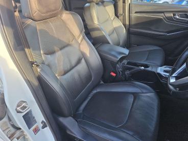 SPOTICAR Isuzu D-max 1.9 Td V-cross Auto 4wd Euro 6 (s/s) 4dr Used Car - Commercial Vehicle Diesel White - Workington - 1200563344_5