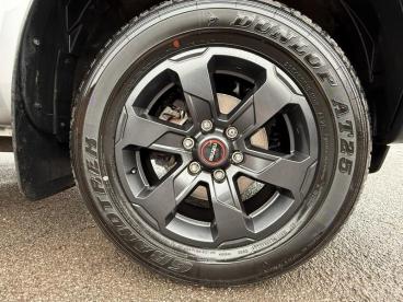 SPOTICAR Isuzu D-max 1.9 Td Utility Auto 4wd Euro 6 (s/s) 2dr Used Car - Commercial Vehicle Diesel Silver - Wantage - 1200564303_4