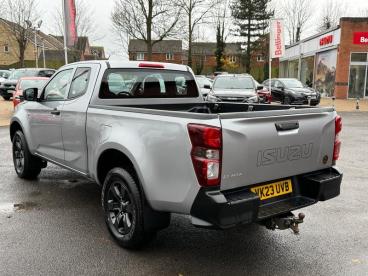 SPOTICAR Isuzu D-max 1.9 Td Utility Auto 4wd Euro 6 (s/s) 2dr Used Car - Commercial Vehicle Diesel Silver - Wantage - 1200564303_5