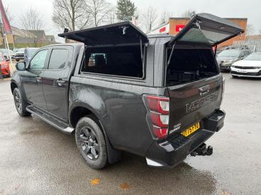 SPOTICAR Isuzu D-max 1.9 Td V-cross Commercial Auto 4wd Euro 6 (s/s) 4d Used Car - Commercial Vehicle Diesel Black - Wantage - 1200565669_4