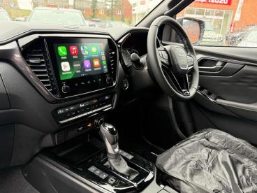 SPOTICAR Isuzu D-max 1.9 Td V-cross Commercial Auto 4wd Euro 6 (s/s) 4d Used Car - Commercial Vehicle Diesel Black - Wantage - 1200565669_5