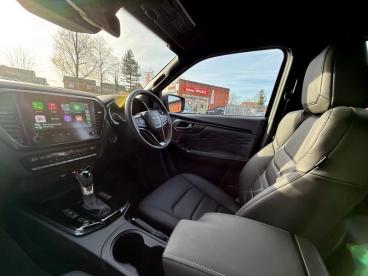 SPOTICAR Isuzu D-max 1.9 Td V-cross Auto 4wd Euro 6 (s/s) 4dr Used Car - Commercial Vehicle Diesel  - Wantage - 1200568996_3