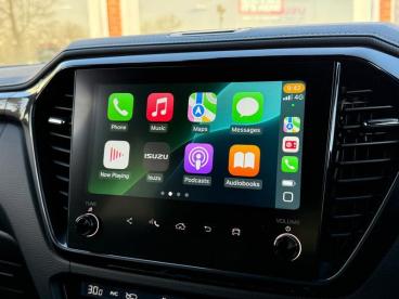 SPOTICAR Isuzu D-max 1.9 Td V-cross 4wd Euro 6 (s/s) 4dr Used Car - Commercial Vehicle Diesel Orange - Wantage - 1200568997_4