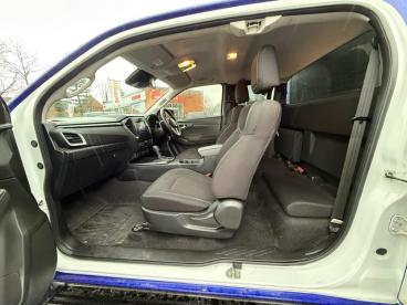 SPOTICAR Isuzu D-max 1.9 Td Dl20 Auto 4wd Euro 6 (s/s) 2dr Used Car - Commercial Vehicle Diesel Blue - Wantage - 1200575504_5