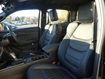 SPOTICAR Isuzu D-max 1.9 Td V-cross Auto 4wd Euro 6 (s/s) 4dr Used Car - Commercial Vehicle Diesel Black - Devizes - 1200577636_2