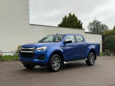 SPOTICAR Isuzu D-max 1.9 Td Dl40 Auto 4wd Euro 6 (s/s) 4dr Used Car - Commercial Vehicle Diesel Blue - Luton - 1200594538_3