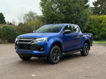 SPOTICAR Isuzu D-max 1.9 Td V-cross Auto 4wd Euro 6 (s/s) 4dr Used Car - Commercial Vehicle Diesel Blue - Luton - 1200594539_3