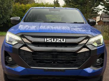 SPOTICAR Isuzu D-max 1.9 Td V-cross Auto 4wd Euro 6 (s/s) 4dr Used Car - Commercial Vehicle Diesel Blue - Luton - 1200594539_5