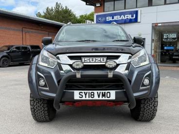 SPOTICAR Isuzu D-max 1.9 Td At35 Auto 4wd Euro 6 4dr Used Car - Pick-up Diesel Grey - Wantage - 1200604655_4