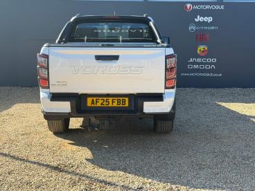 SPOTICAR Isuzu D-max 1.9 Td V-cross Auto 4wd Euro 6 (s/s) 4dr Used Car - Commercial Vehicle Diesel White - Kings Lynn - 1200622177_5