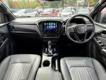 SPOTICAR Isuzu D-max 66.9kwh Ev-cross Auto 4wd 4dr Used Car - Commercial Vehicle Electric Grey - Wantage - 1200624867_2