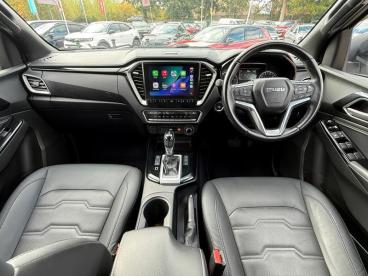 SPOTICAR Isuzu D-max 1.9 Td V-cross Auto 4wd Euro 6 (s/s) 4dr Used Car - Commercial Vehicle Diesel White - Wantage - 1200626132_4