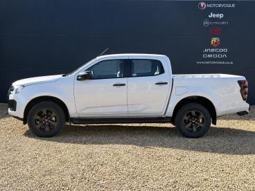 SPOTICAR Isuzu D-max 1.9 Td V-cross 4wd Euro 6 (s/s) 4dr Used Car - Commercial Vehicle Diesel White - Kings Lynn - 1200628959_4