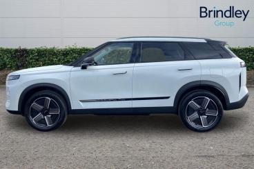 SPOTICAR Jaecoo 7 J7 1.5t Shs 18.3kwh Luxury Auto Euro 6 (s/s) 5dr Used Car - Suv Plug-in Hybrid White - Cannock - 1200585085_5