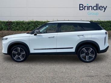 SPOTICAR Jaecoo 7 J7 1.5t Shs 18.3kwh Luxury Auto Euro 6 (s/s) 5dr Used Car - Suv Plug-in Hybrid White - Cannock - 1200604246_5