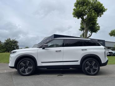 SPOTICAR Jaecoo 7 J7 1.5t Shs 18.3kwh Luxury Auto Euro 6 (s/s) 5dr Used Car - Suv Plug-in Hybrid White - Swansea - 1200614767_5