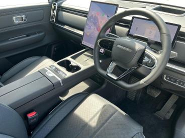 SPOTICAR Jaecoo 7 J7 1.5t Shs 18.3kwh Luxury Auto Euro 6 (s/s) 5dr Used Car - Suv Plug-in Hybrid White - Barnsley - 1200631578_5