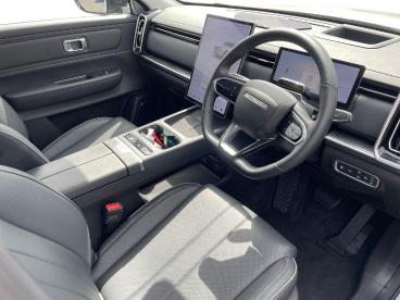 SPOTICAR Jaecoo 7 J7 1.5t Shs 18.3kwh Luxury Auto Euro 6 (s/s) 5dr Used Car - Suv Plug-in Hybrid Silver - Sheffield - 1200633050_5