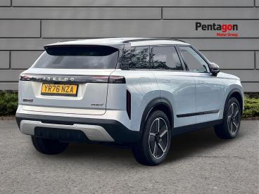 SPOTICAR Jaecoo 7 J7 1.5t Shs 18.3kwh Luxury Auto Euro 6 (s/s) 5dr Used Car - Suv Plug-in Hybrid Silver - Sheffield - 1200642207_4