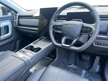 SPOTICAR Jaecoo 7 J7 1.5t Shs 18.3kwh Luxury Auto Euro 6 (s/s) 5dr Used Car - Suv Plug-in Hybrid Black - Sheffield - 1200642210_5