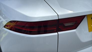 SPOTICAR Jaguar E-pace 2.0 D204 Mhev R-dynamic Se Black Auto Awd Euro 6 ( Used Car - Suv Diesel White - Bristol - 1200614743_5