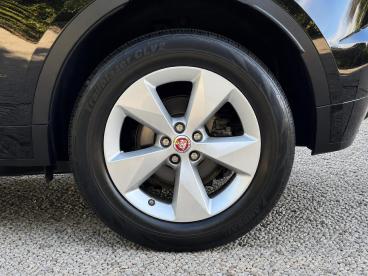 SPOTICAR Jaguar E-pace 2.0 D180 R-dynamic S Auto Awd Euro 6 (s/s) 5dr Used Car - Suv Diesel Black - Ilkeston - 1200635948_5
