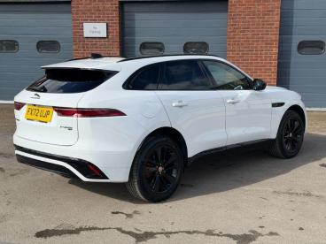 SPOTICAR Jaguar F-pace 2.0 P400e 17.1kwh R-dynamic Black Auto Awd Euro 6 Used Car - Suv Plug-in Hybrid White - Billinghay - 1200589319_3