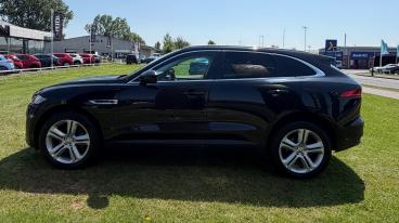 SPOTICAR Jaguar F-pace 2.0 D180 Portfolio Auto Awd Euro 6 (s/s) 5dr Used Car - Suv Diesel Black - Darlington - 1200604622_4