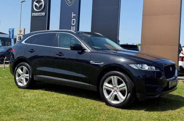 SPOTICAR Jaguar F-pace 2.0 D180 Portfolio Auto Awd Euro 6 (s/s) 5dr Used Car - Suv Diesel Black - Darlington - 1200604622_5