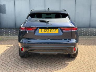 SPOTICAR Jaguar F-pace 2.0 P250i R-dynamic Se Black Auto Awd Euro 6 (s/s) Used Car - Suv Petrol Blue - Norwich - 1200614676_4