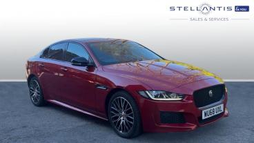 SPOTICAR Jaguar Xe 2.0d Landmark Auto Euro 6 (s/s) 4dr Used Car - Saloon Diesel Red - Stockport - 1200584144_1